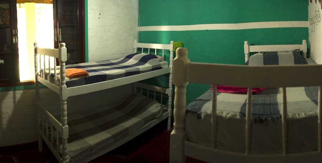 Hostel Casa Da Malu Abraão Εξωτερικό φωτογραφία